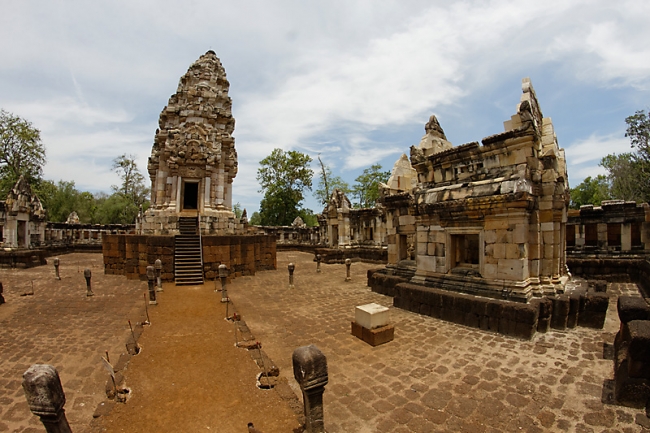 29-Prasat Sdok Kok Thom (2013)-040